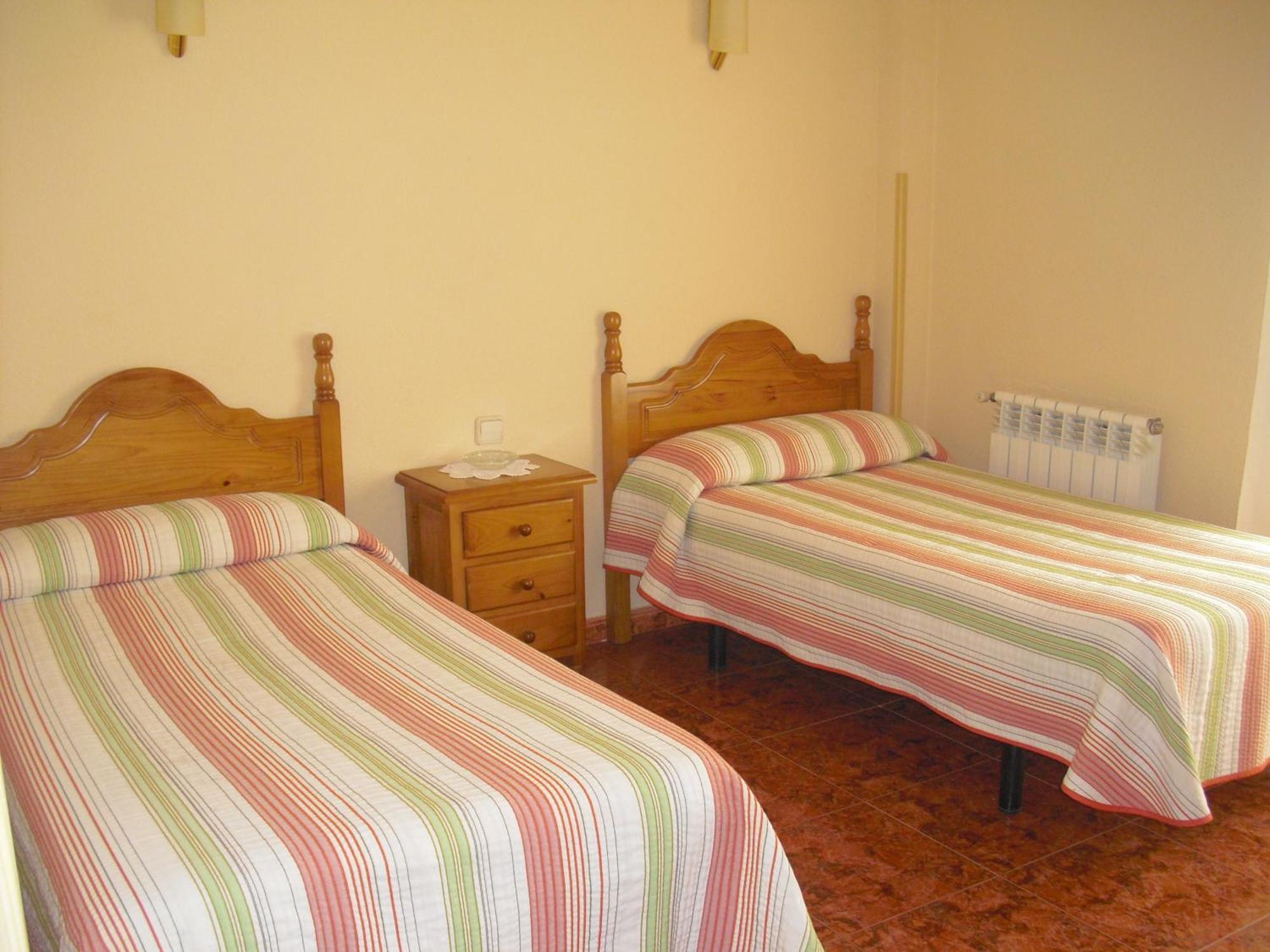 Hostal Sunami La Nucía Buitenkant foto